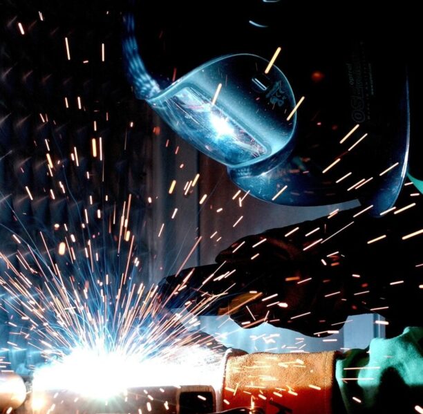welding welder work welding sparks 67640